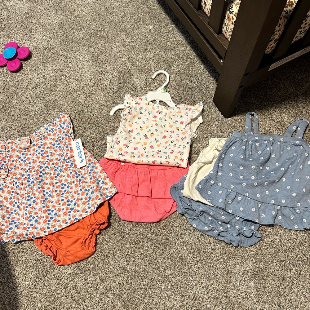 Carters baby girl sets 18 months NWT